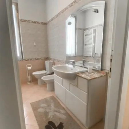 La Casa D'amelia Nyaraló