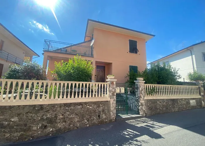 La Casa D'amelia Ceparana